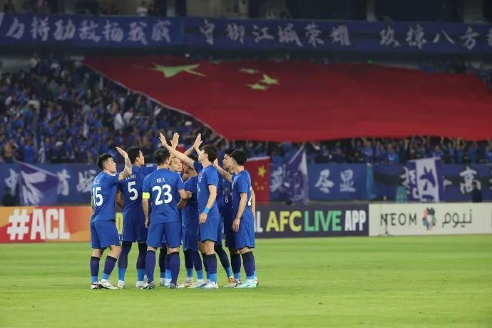 年轻的老师大胸4